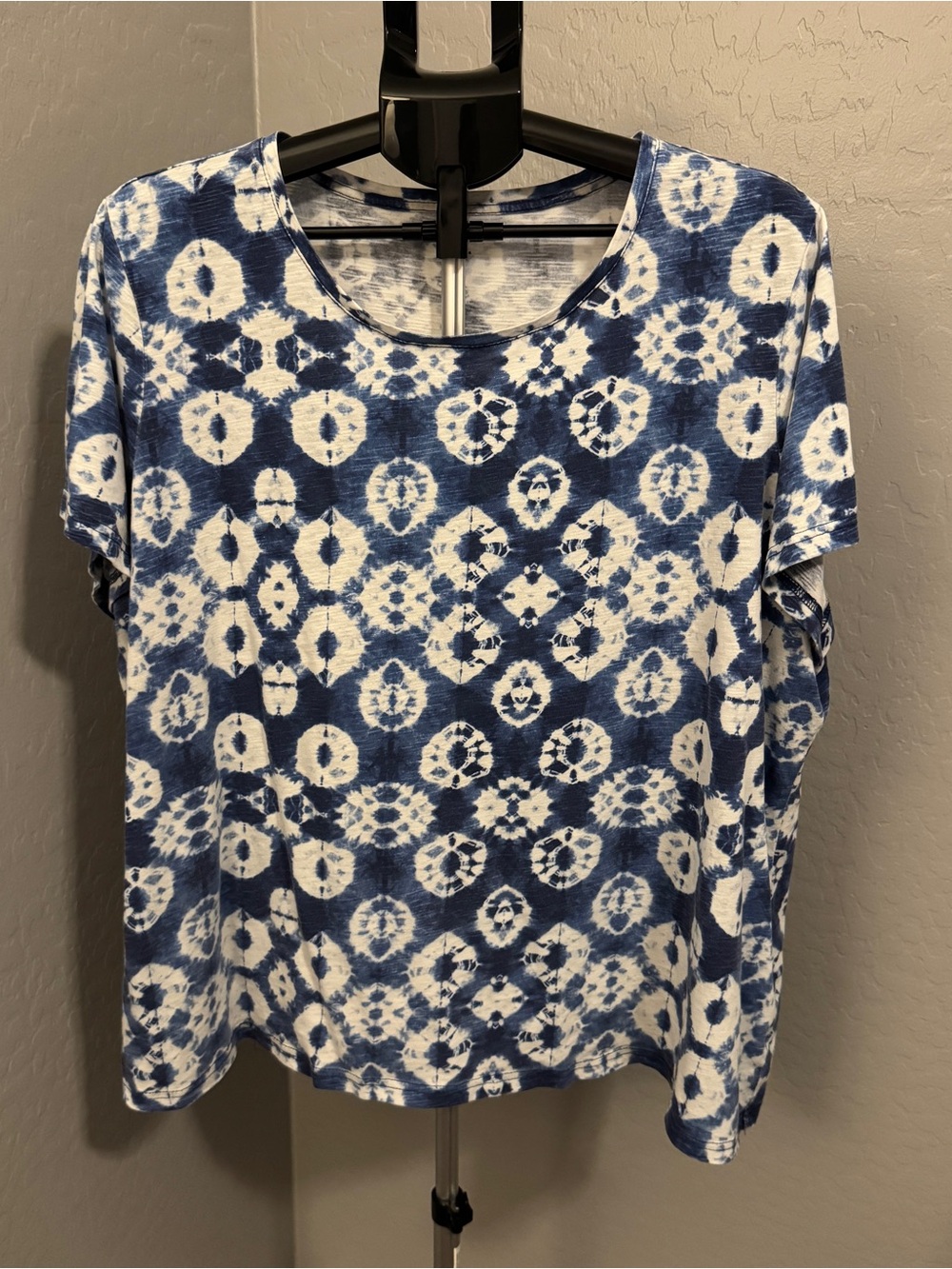 Northcrest Blue and White Tie-Dye Short Sleeve Top 3XL